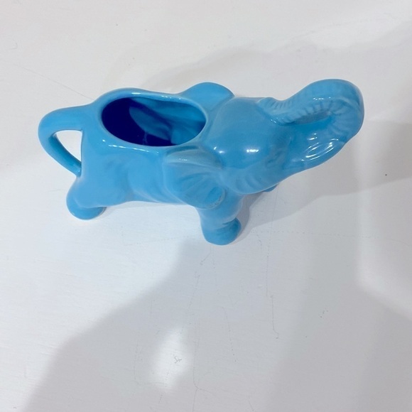 Baby Blue Ceramic Elephant Creamer Homeessentials - Picture 4 of 4